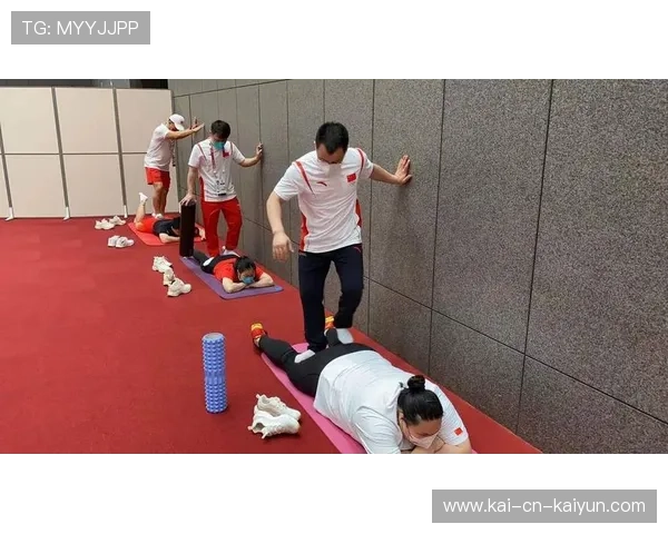 举重队员康复训练体系建立，举重训练组间休息